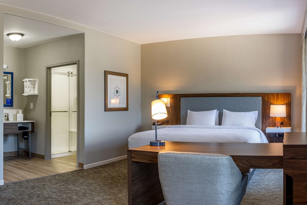Hampton Inn & Suites Boerne - photo 17