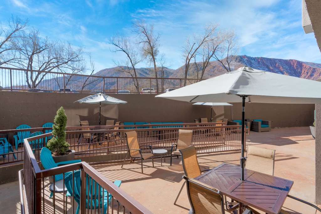 La Quinta Inn & Suites by Wyndham Glenwood Springs - photo 55