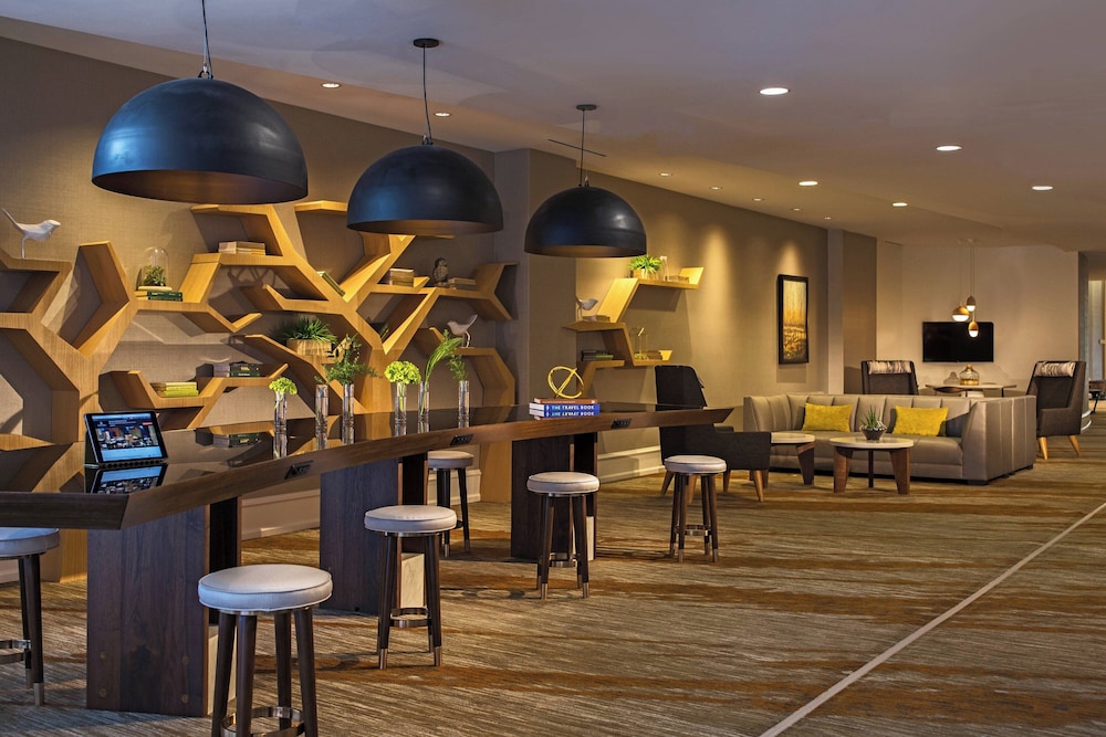 Renaissance Raleigh North Hills Hotel - photo 37