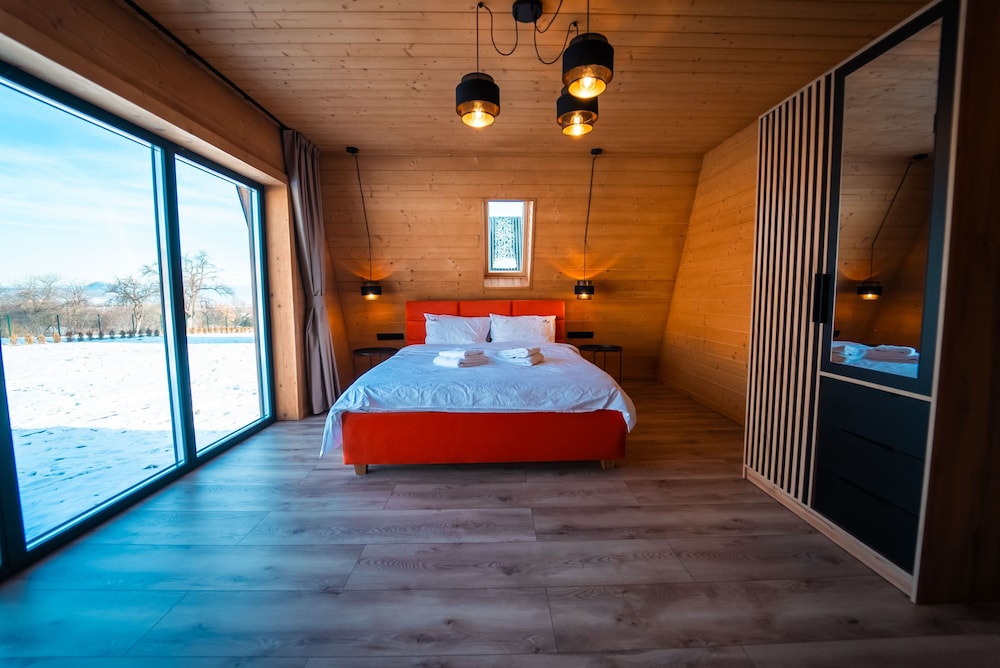 Vino Chalets Bran — Sohodol — photo 5