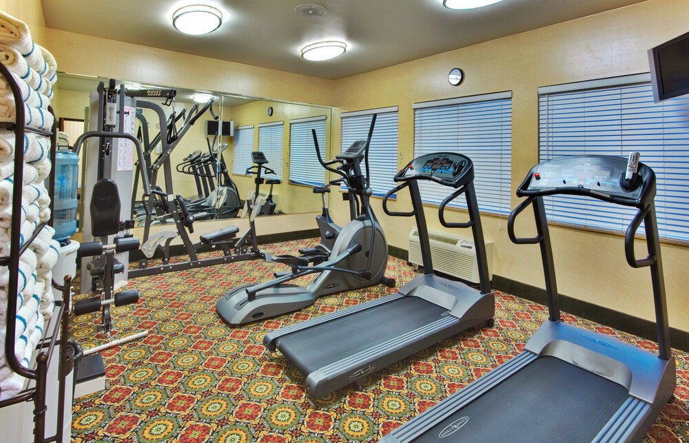 City Express By Marriott Rancho Cucamonga - photo 10