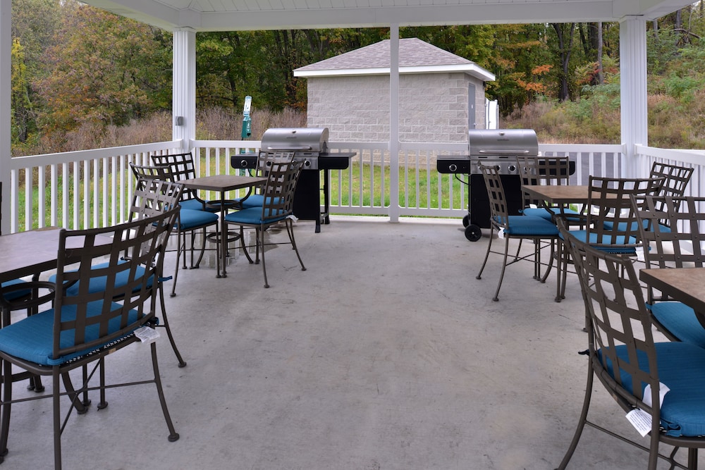 Candlewood Suites Morgantown Univ West Virginia By Ihg - photo 25