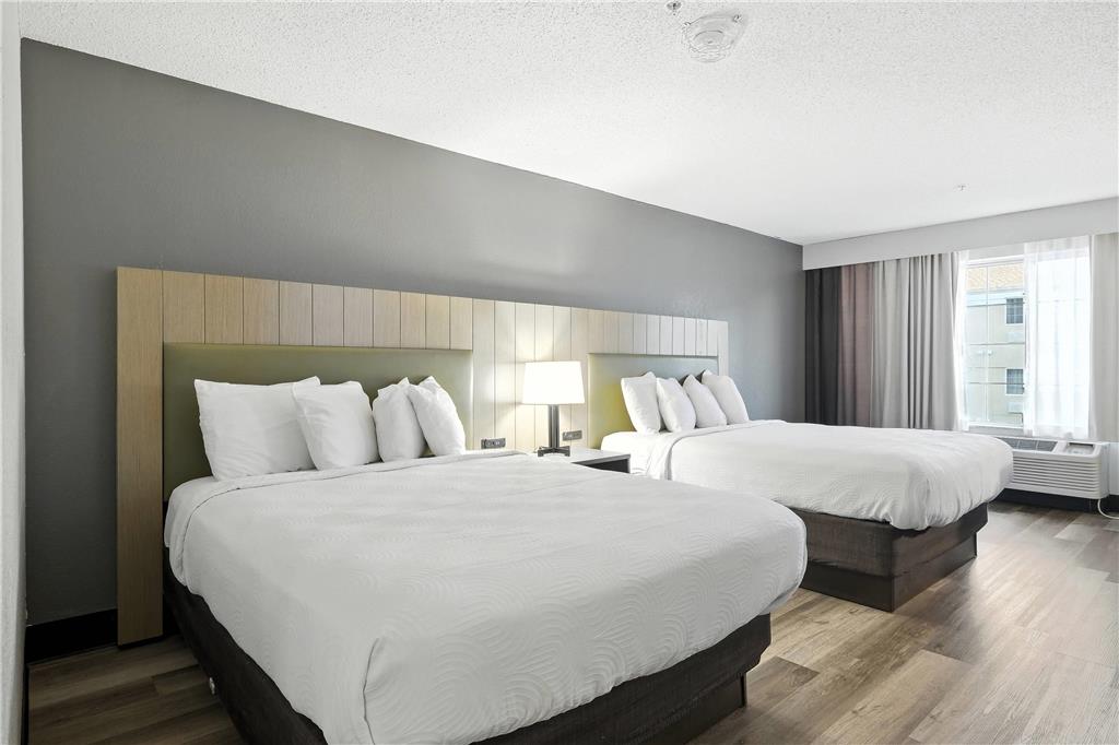 Country Inn & Suites by Radisson Merrillville IN - photo 37