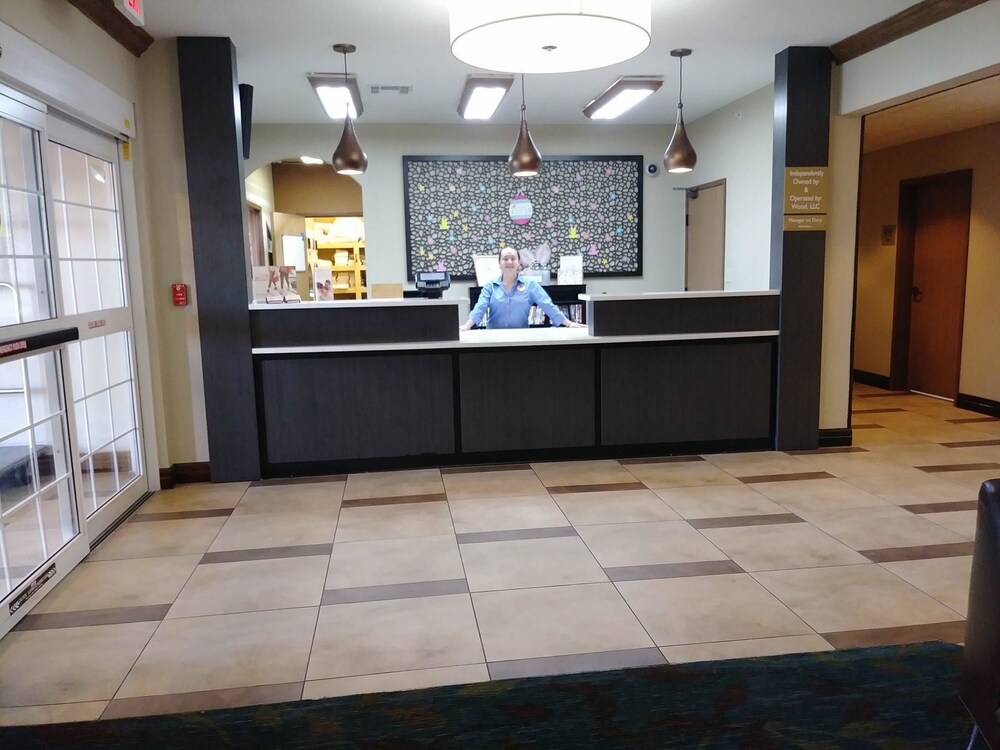 Candlewood Suites Tulsa an IHG Hotel - photo 3