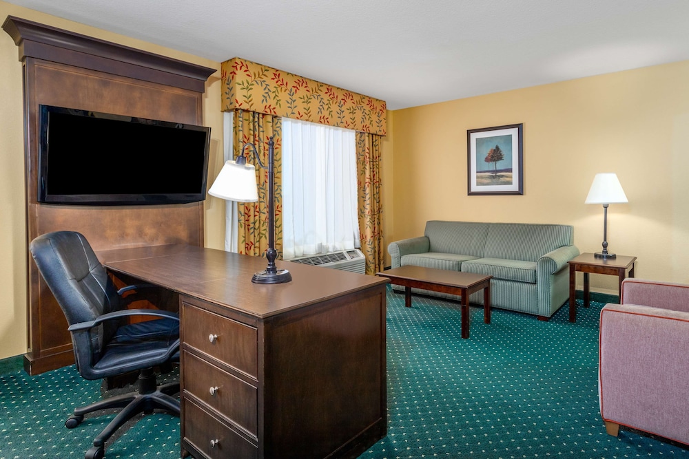 Hampton Inn & Suites Sacramento Elk Grove Laguna I 5 - photo 16