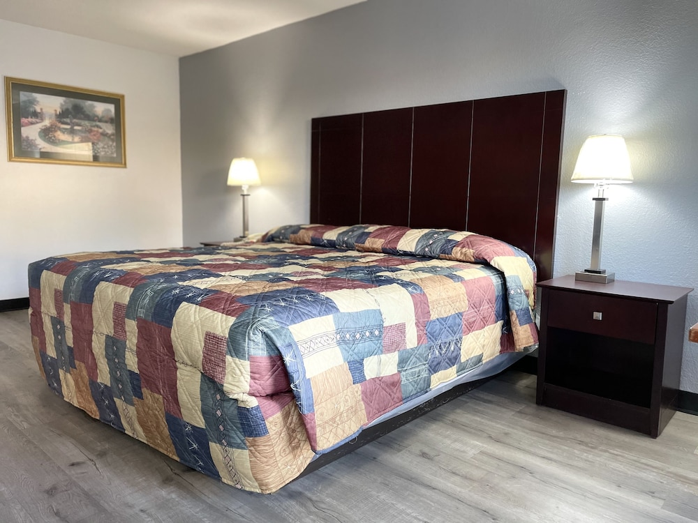 Capital Inn - photo 20