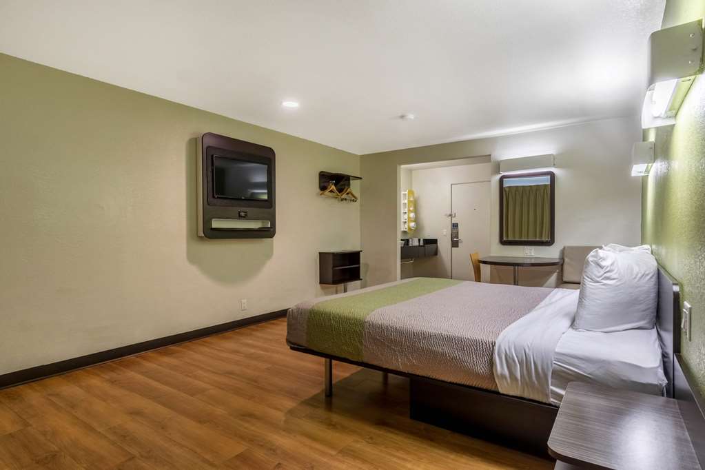 Motel 6 Redlands CA - photo 10