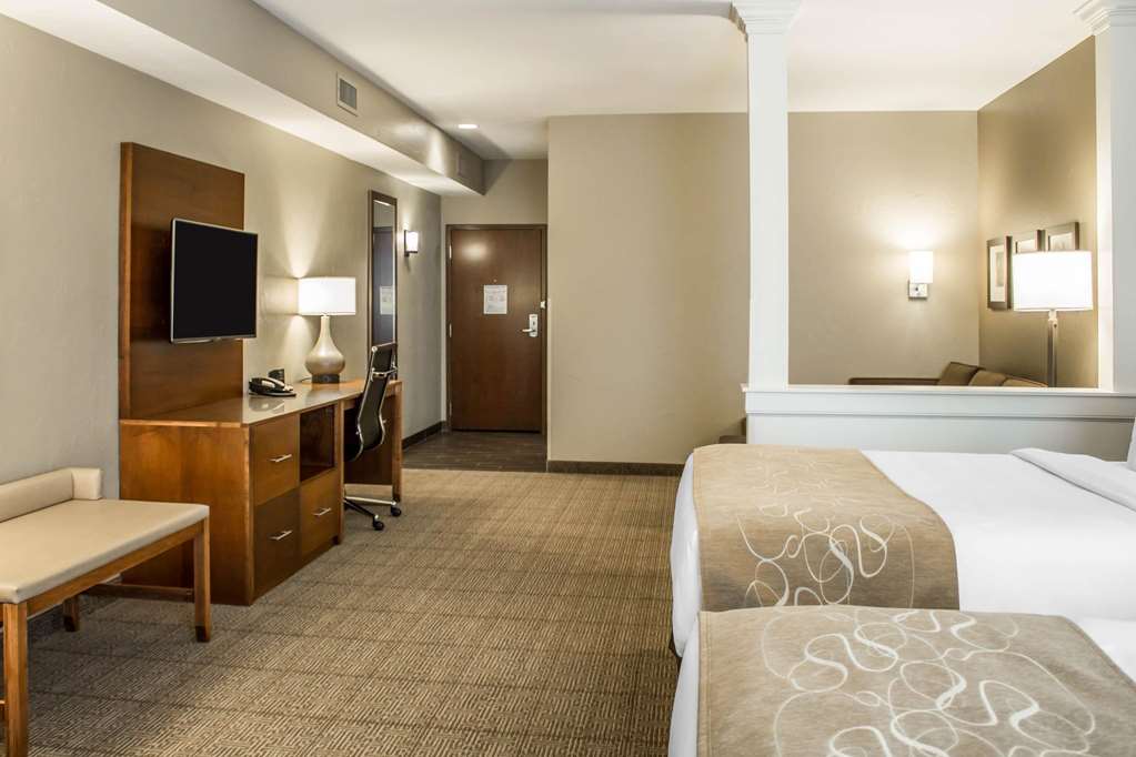 Comfort Suites Hartville North Canton - photo 19