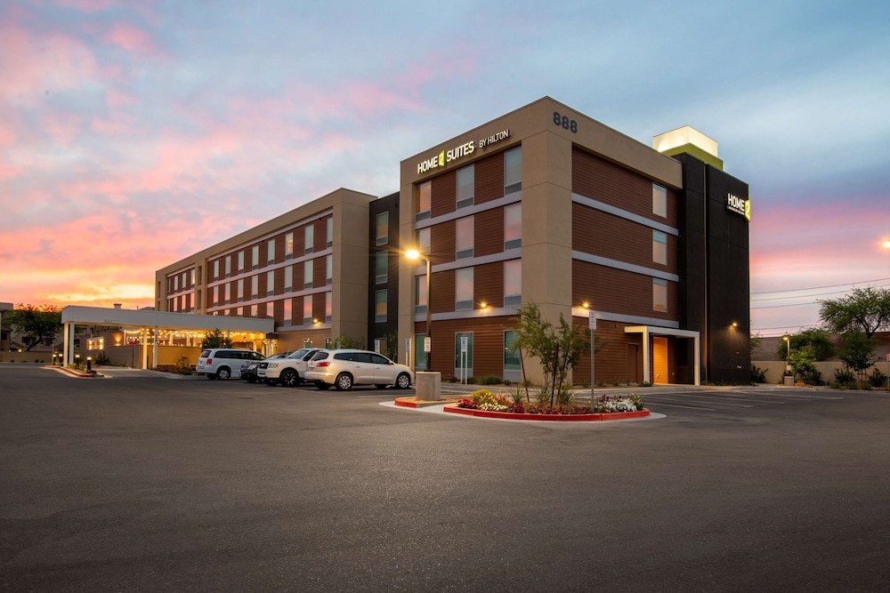 Home2 Suites by Hilton Phoenix Airport North AZ - featured photo