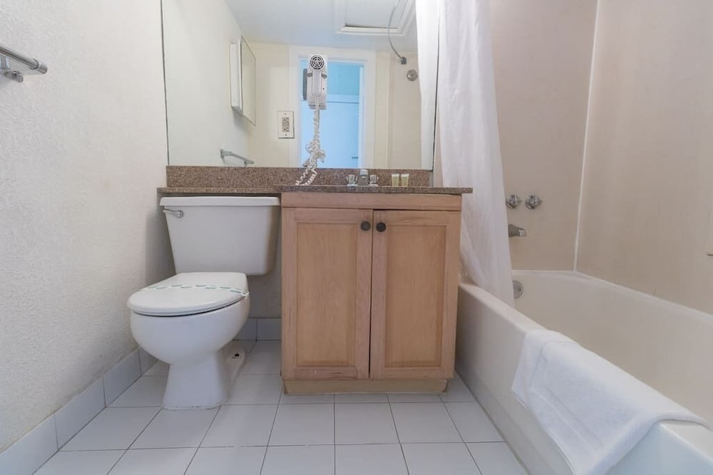 467 Studio Hollywood Beach Resort - featured photo