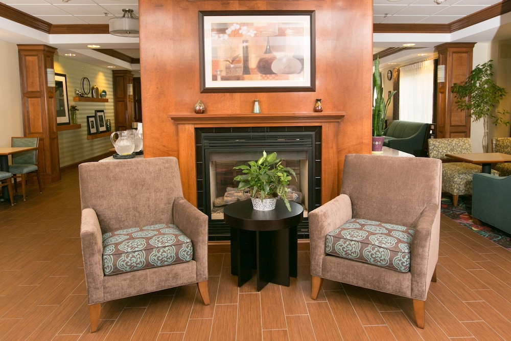 Hampton Inn Hadley Amherst Area - photo 4