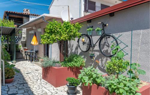 Beautiful Apartment In Pula With Wifi — 4-Star Luxury Hotel in Pula, Croatia