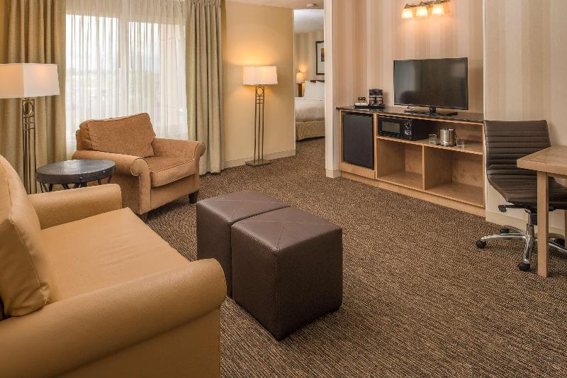 Doubletree By Hilton Beaverton - photo 11