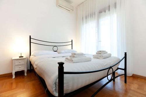 Cavalleggeri House — 4-Star Luxury Hotel in Rome, Italy