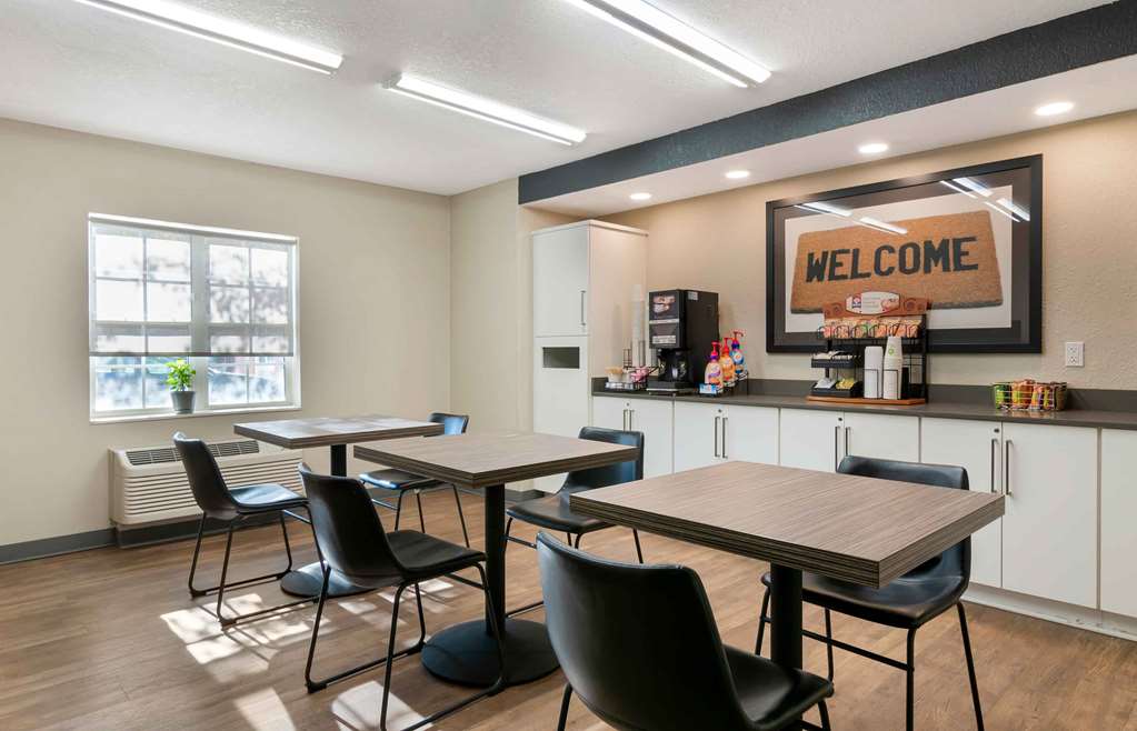 Extended Stay America Suites Kansas City Overland Park Quivi - photo 5