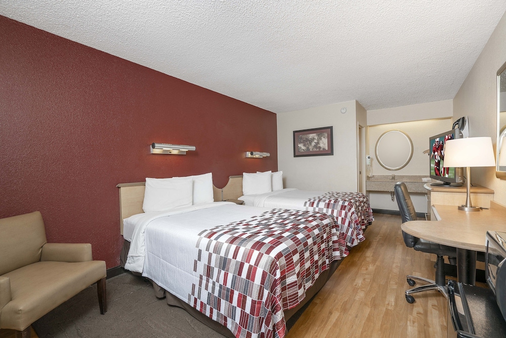 Red Roof Inn Greenville - photo 22