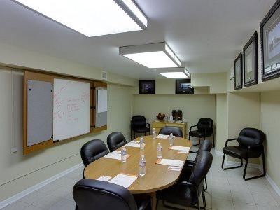 IHG Army Hotels in Swan Creek Inn . - photo 6