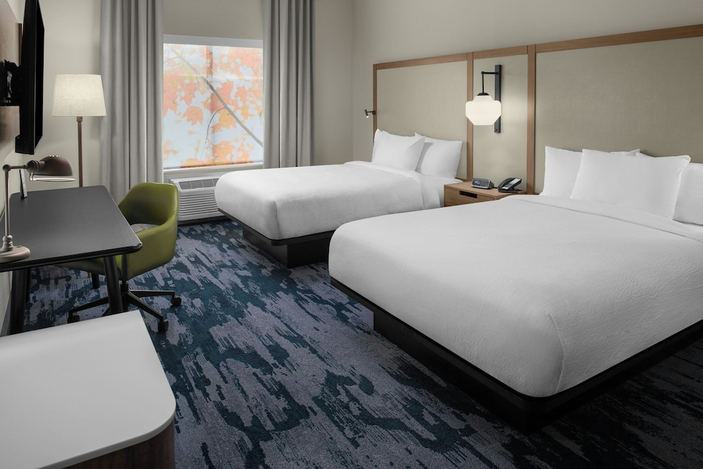 Fairfield by Marriott Inn & Suites Winters Davis - photo 8