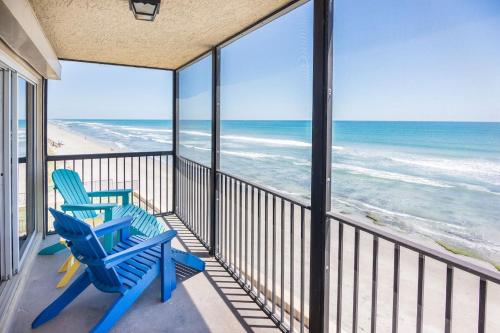 You cannot get any closer to the beach 2BR condo — 4-Star Luxury Hotel in Satellite Beach, United States