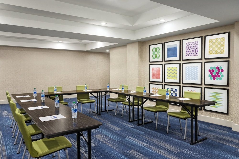 Holiday Inn Express Hotel & Suites Durant by IHG - photo 25