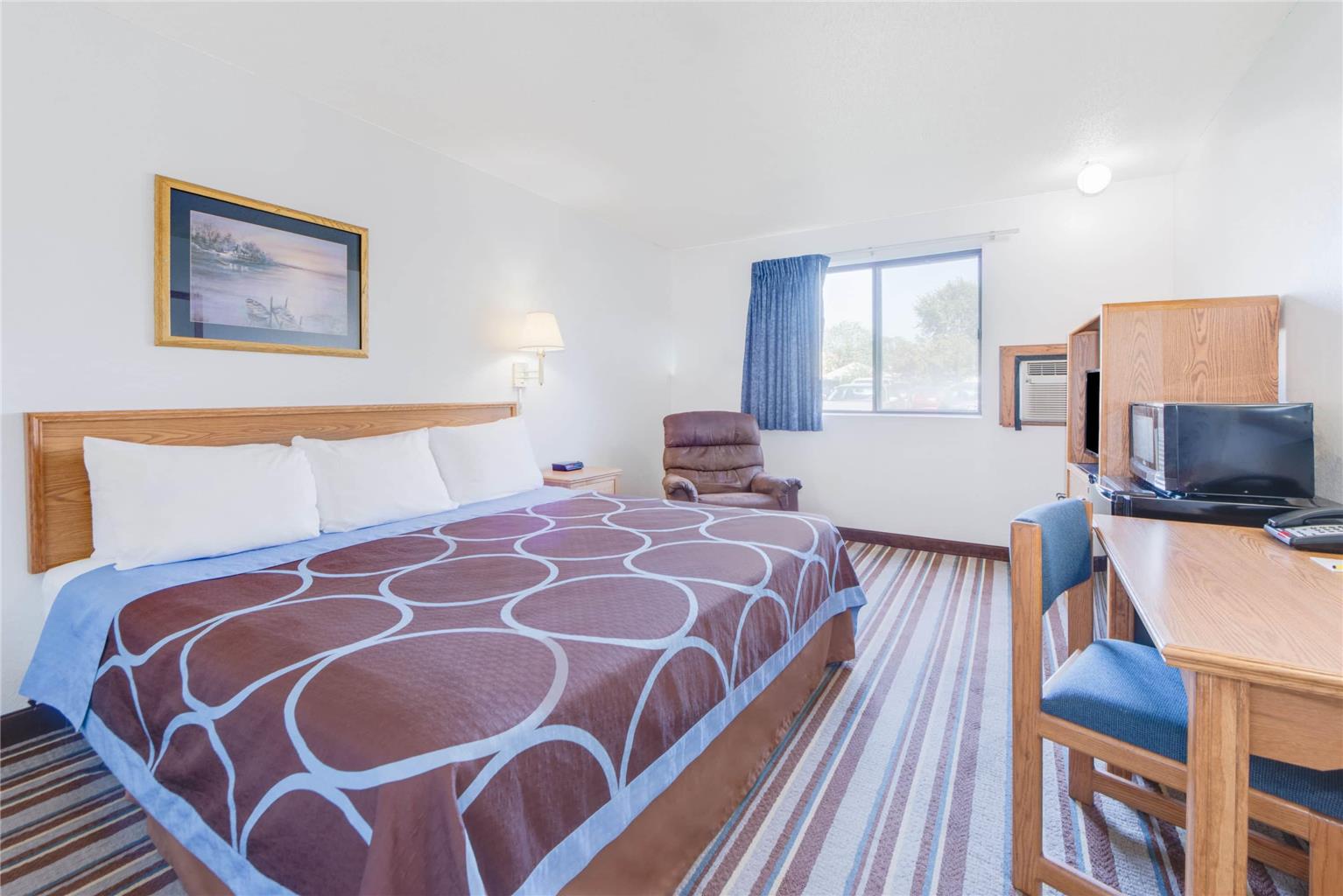 Super 8 by Wyndham Burlington - photo 8