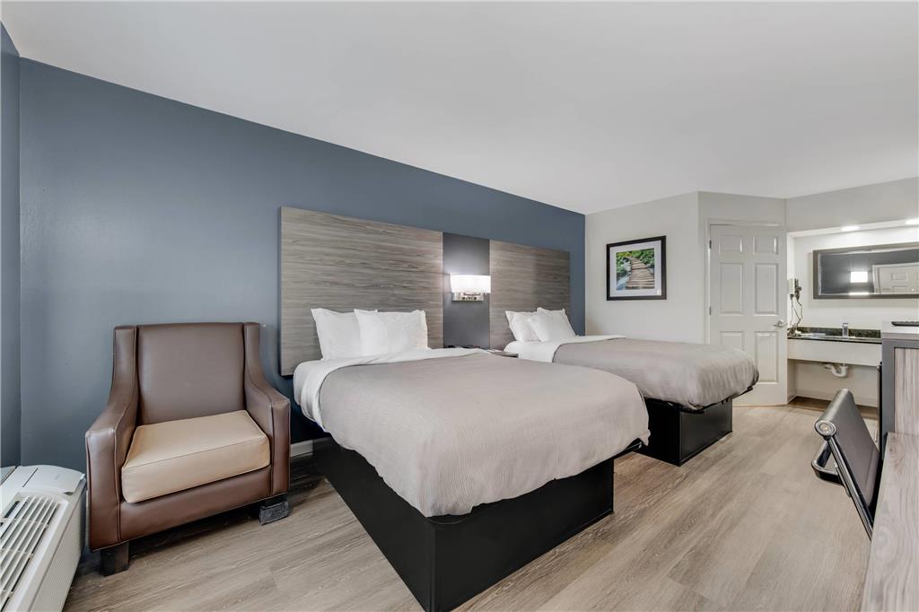 Quality Inn Laurinburg - photo 13