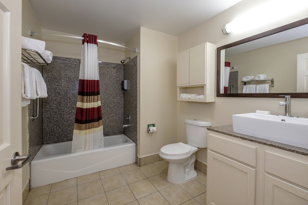 Red Roof Inn Plus Hammond - photo 33