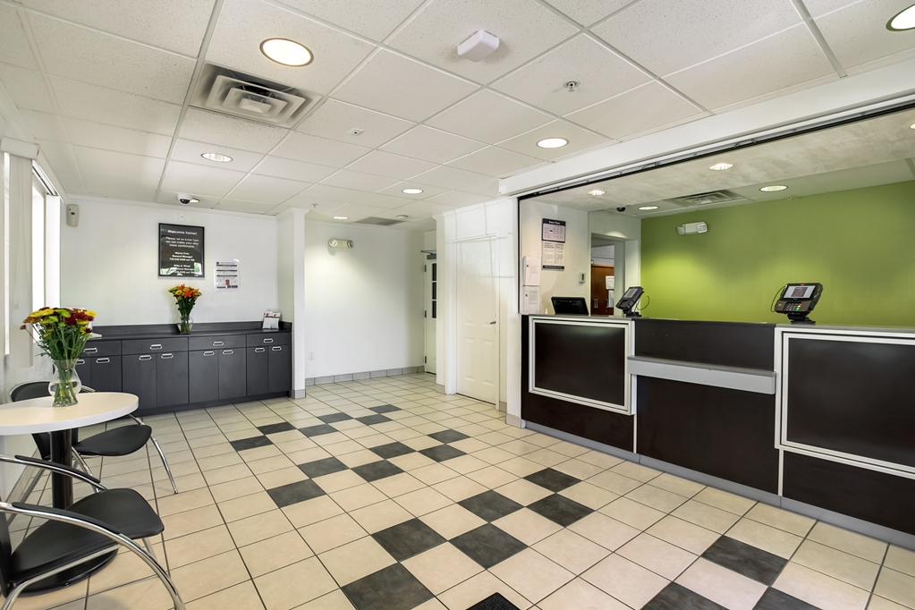Studio 6 East Brunswick NJ NYC Area - photo 25