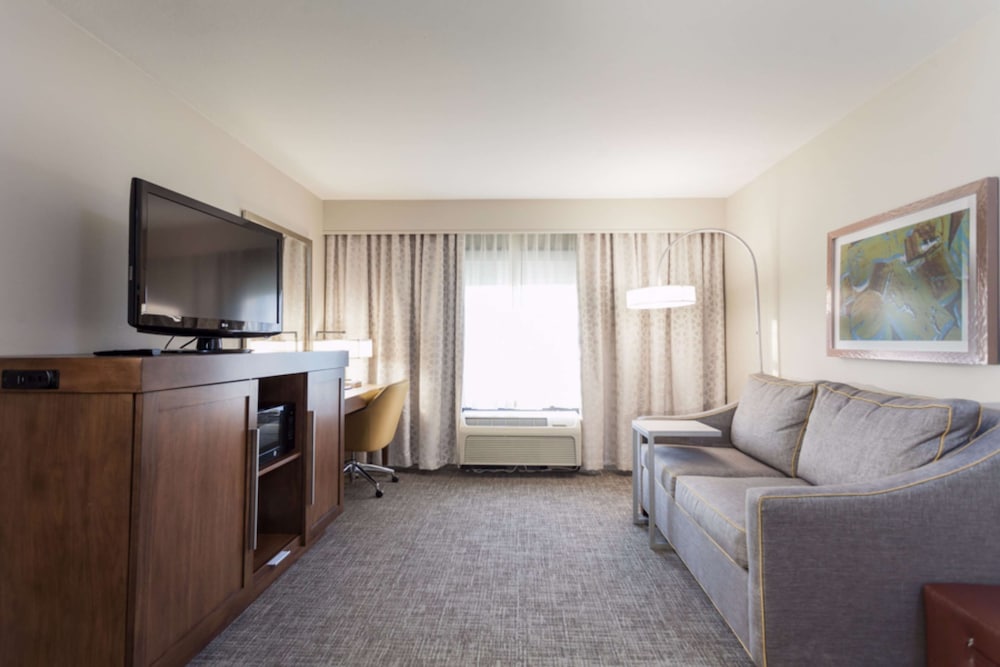 Hampton Inn & Suites Dallas DFW Airport North Grapevine - photo 21