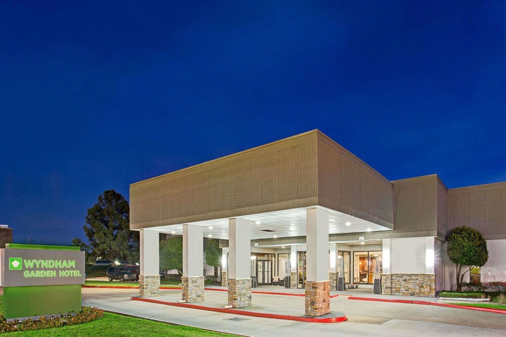 Clarion Hotel — Shreveport