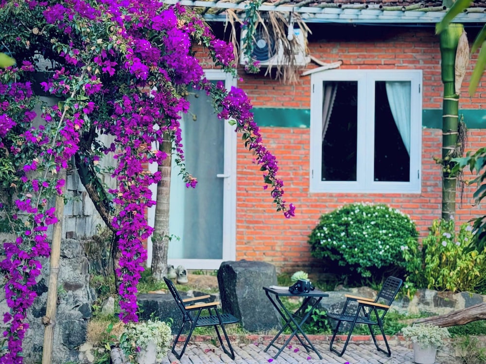 Suoi Xanh Garden in Gia Nghia, Vietnam