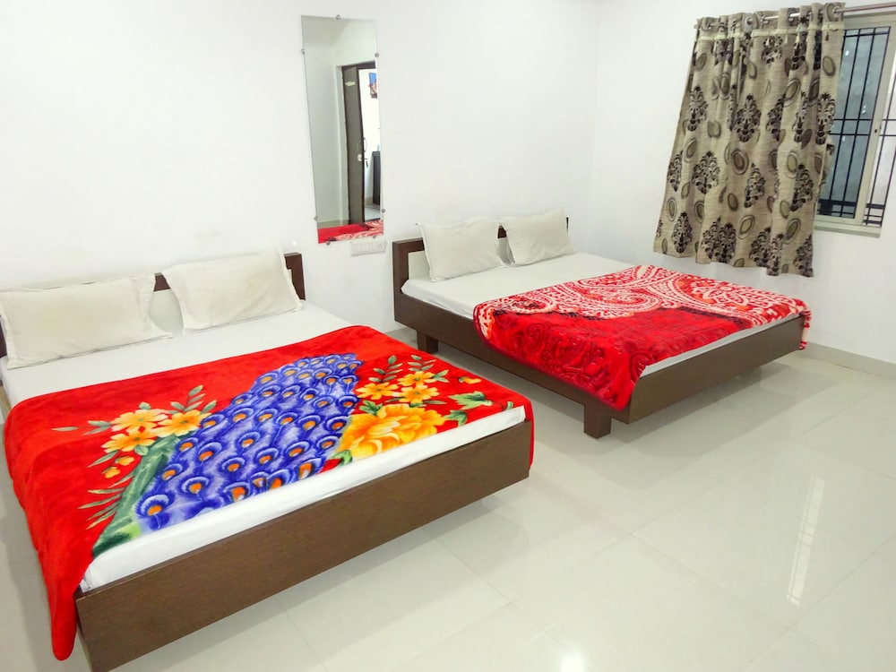 Hotel Dev Villa — Palanpur