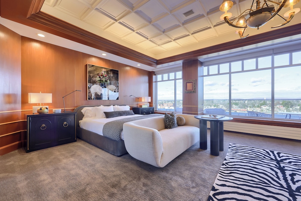 The Executive Suites and Venue - photo 47