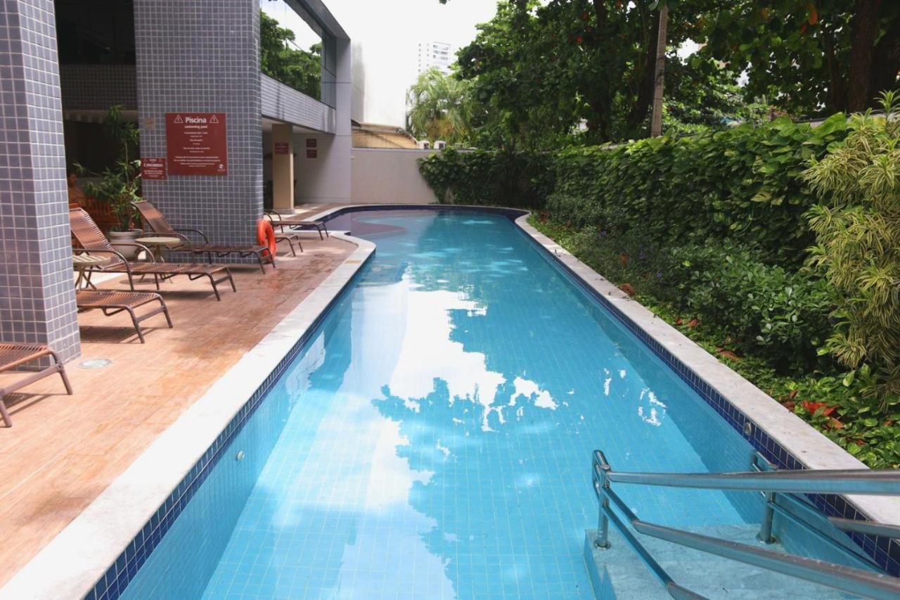 Flat Beach Class Convention Boa Viagem 2 quartos — 4-Star Luxury Hotel in Recife, Brasil