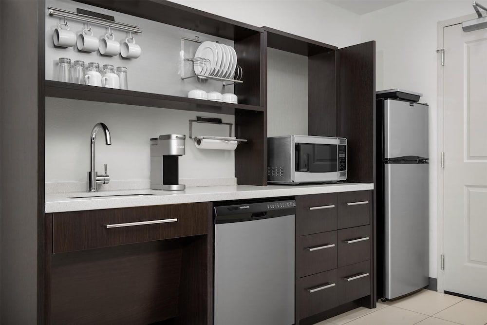 Home2 Suites by Hilton Nashville Airport - photo 15