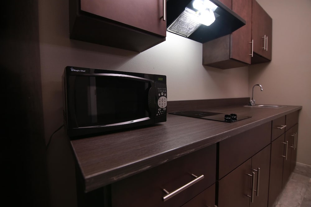 Home Inn and Suites - photo 32