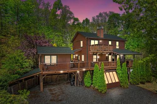 On Mountain Time near casino and golf — 4-Star Luxury Hotel in Whittier, United States