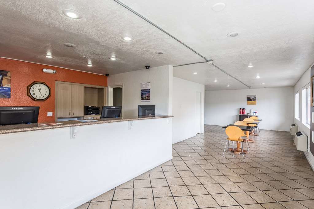 Motel 6 Albuquerque NM Northeast - photo 25