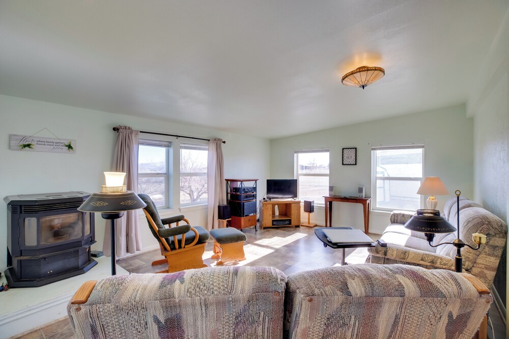 Hot Tub Screened Porch Getaway In Montrose — Montrose