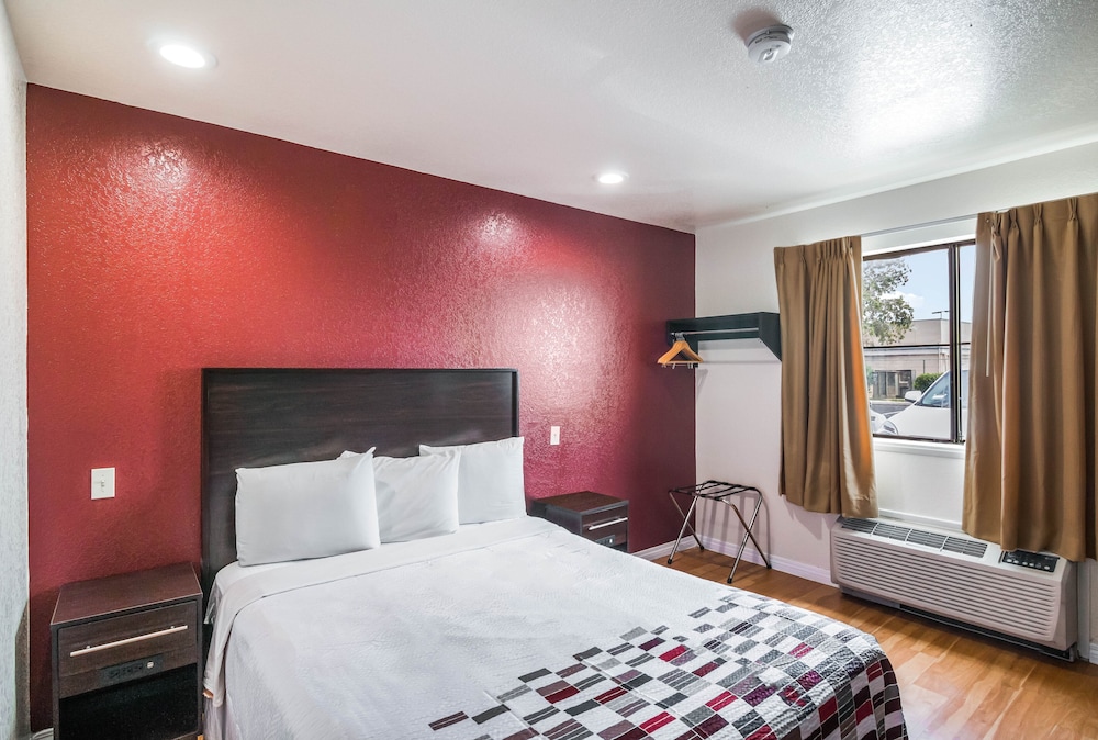 Red Roof Inn Palmdale Lancaster - photo 14