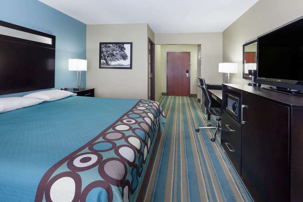 Super 8 by Wyndham Sulphur - photo 5