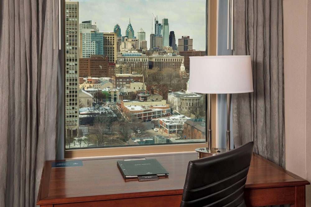 Hilton Philadelphia at Penn's Landing - photo 39