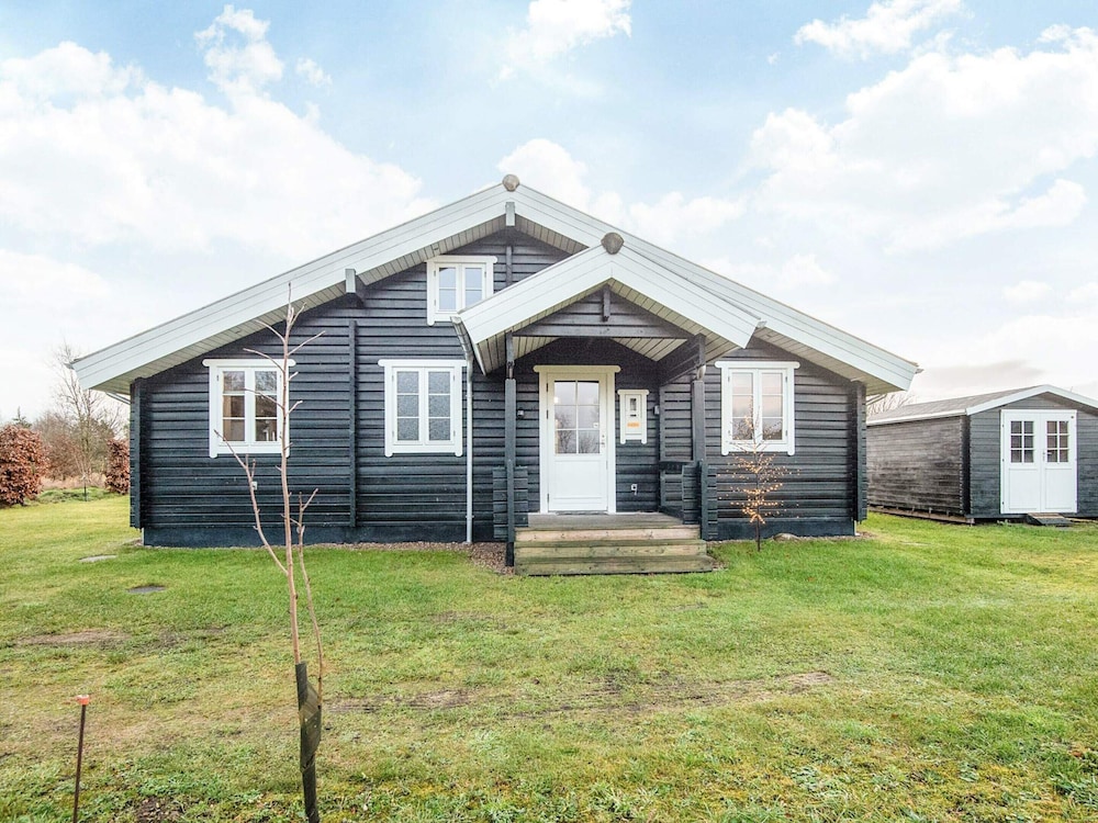 Charming Retreat in Sydjylland By Traum Ferienwohnungen in Unknown City, Denmark
