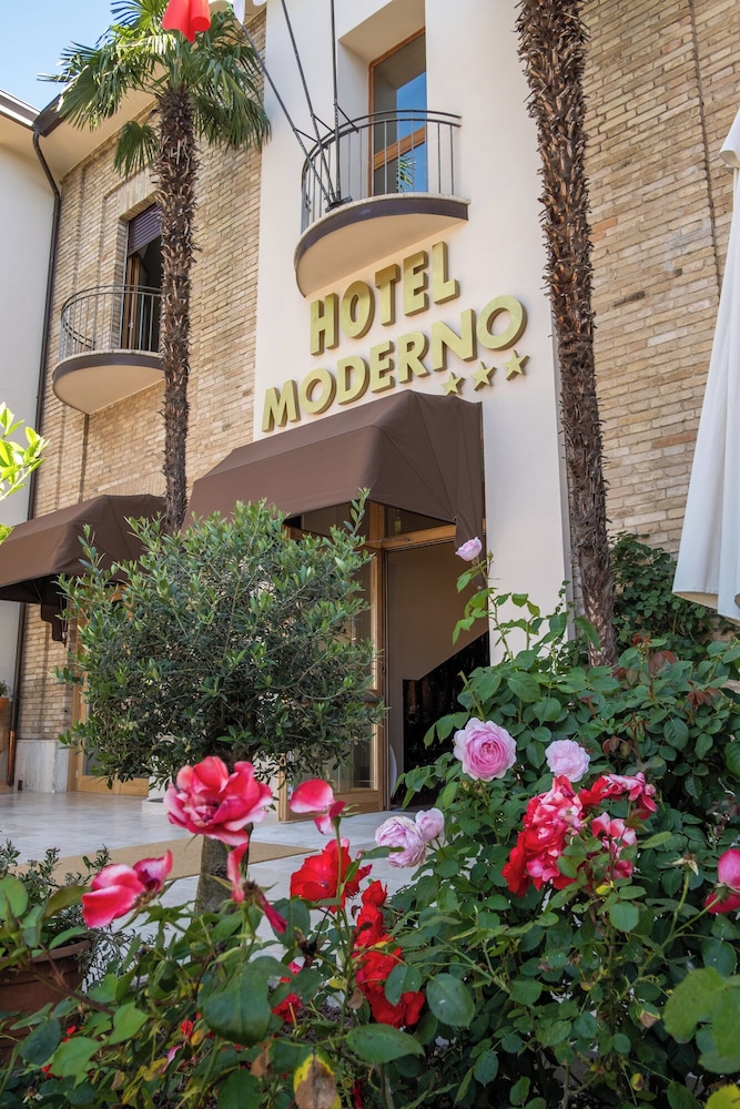 Hotel Moderno - carbon neutral hotel in Assisi