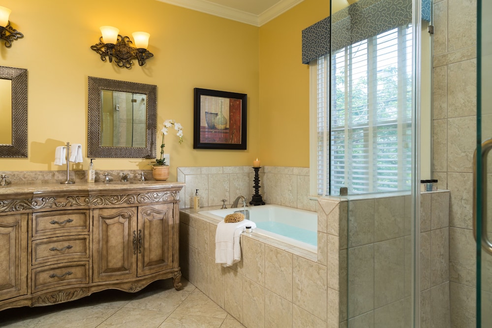 The Inn on West Liberty - photo 34
