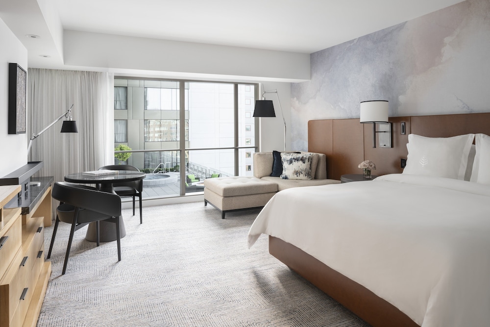 Four Seasons Hotel Seattle - photo 11