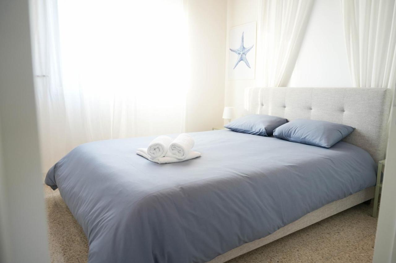 Ocean Blue House 17