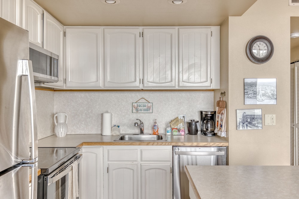 Sand & Sea Resort Condominiums - photo 460