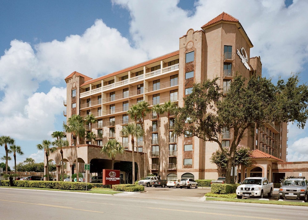 DoubleTree Suites by Hilton Hotel McAllen — 4-Star Luxury Hotel in Mcallen, United States