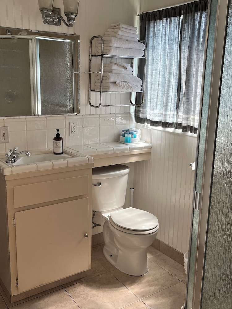 The Cayucos Motel - photo 21